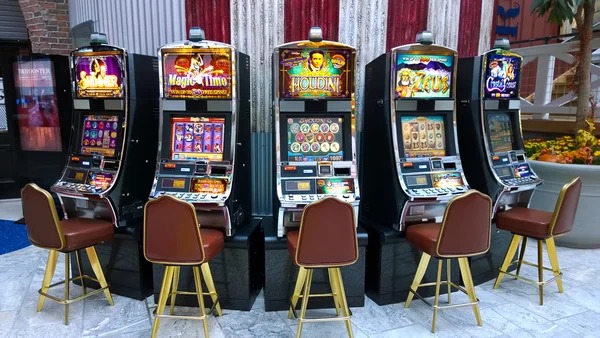 Monopoly Live game show interface on misteri bet77